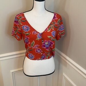 Forever 21 Crop Top size small floral low v neck